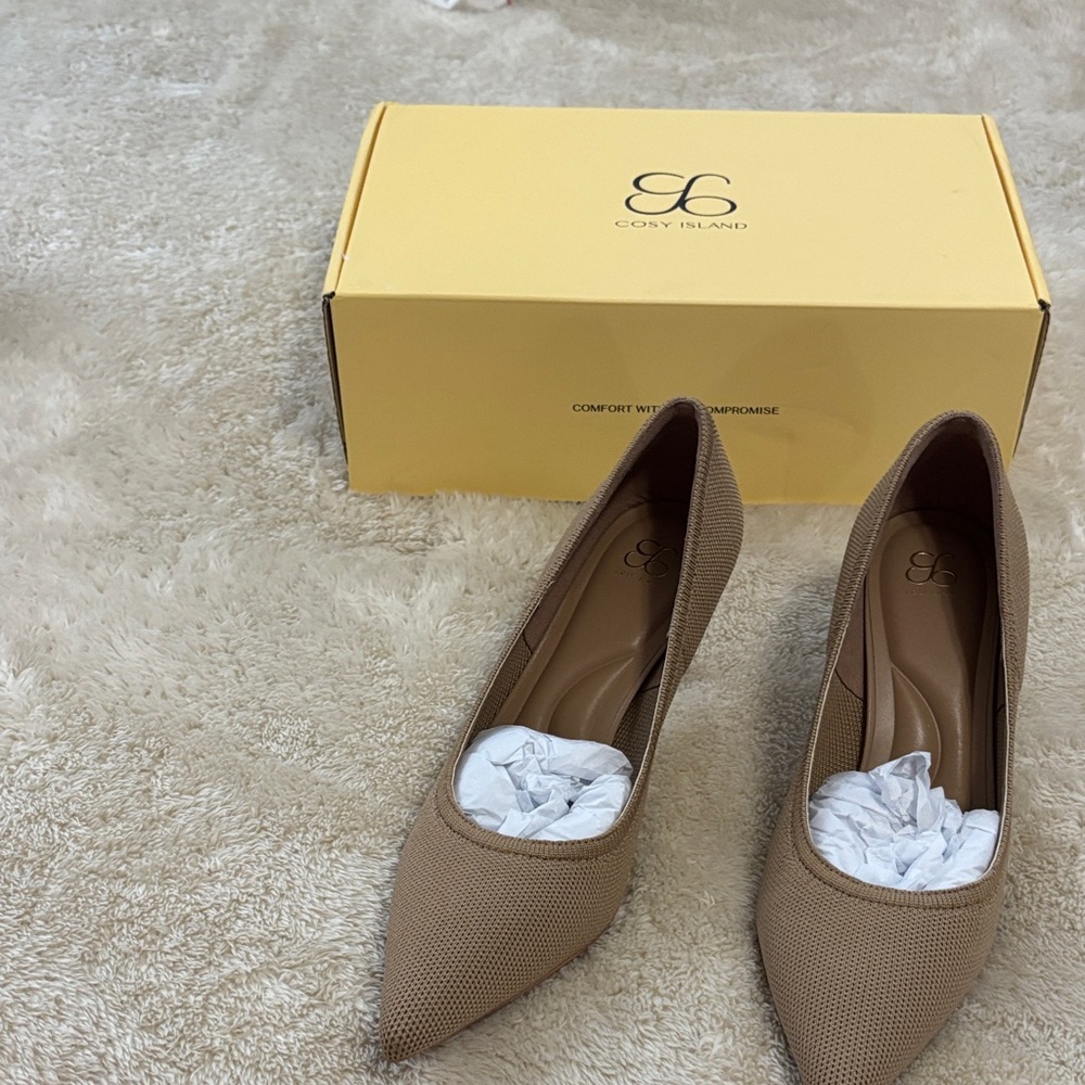 Cost Island pumps size 7.5, New inbox